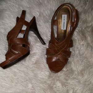 Steve Madden brown leather heels